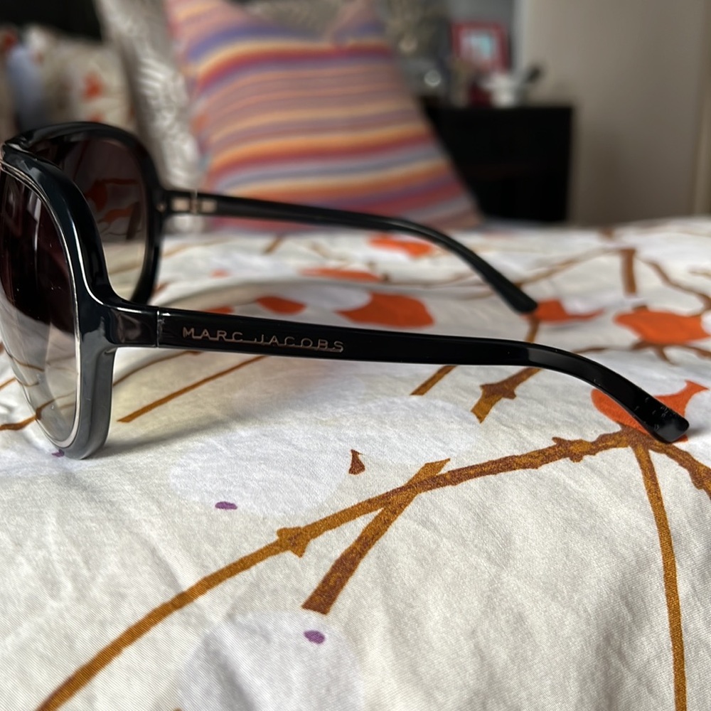 Marc Jacobs collection shield sunglasses - Picture 4 of 6